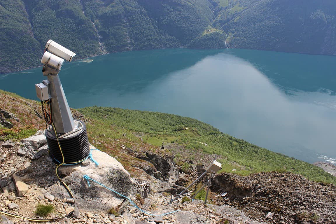 Foto fra overvakinga på Åknes.